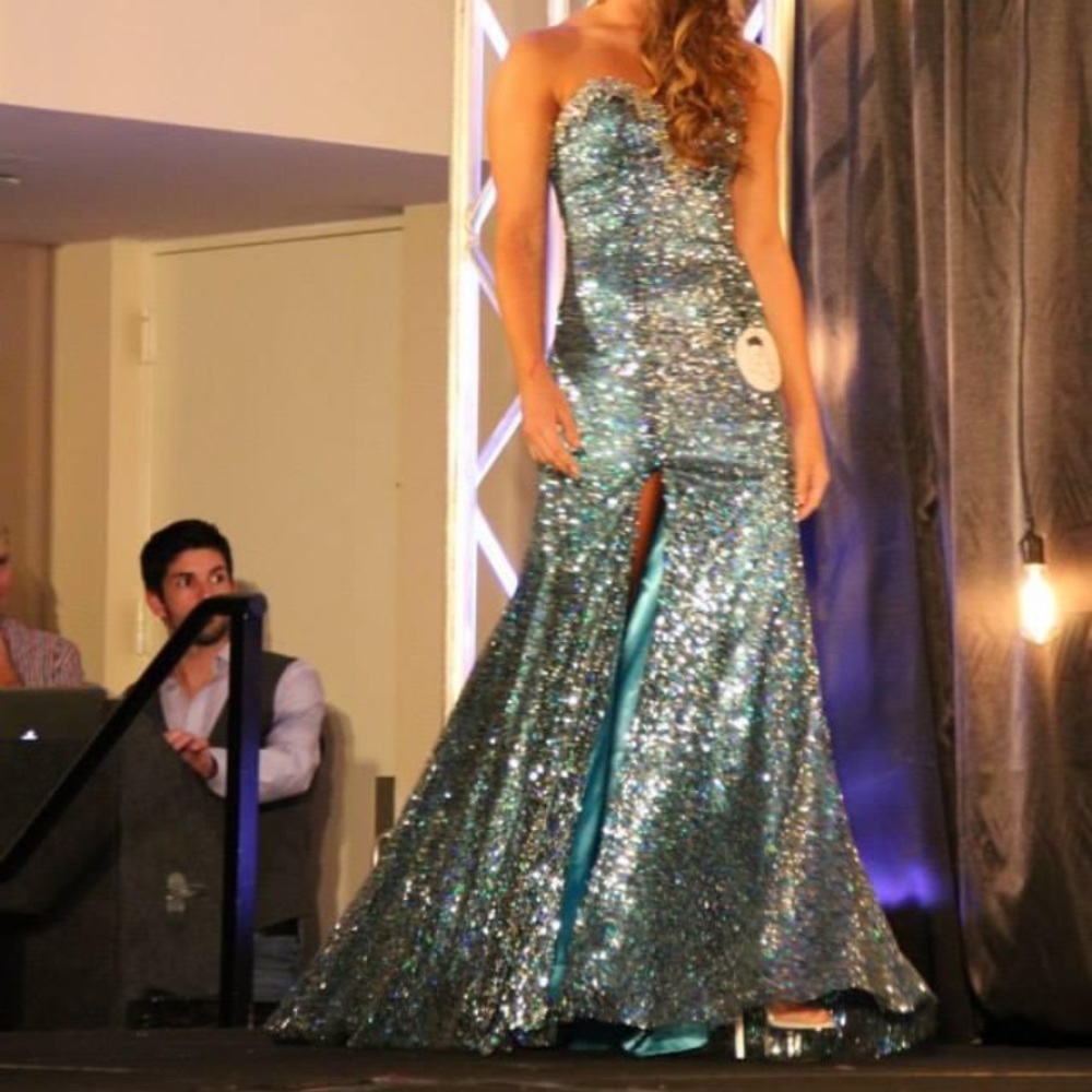 Pageant Number - Picture 8 of 10